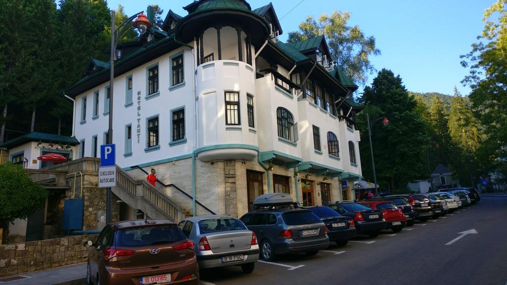 Hotel Tantzi Sinaia Eksteriør bilde